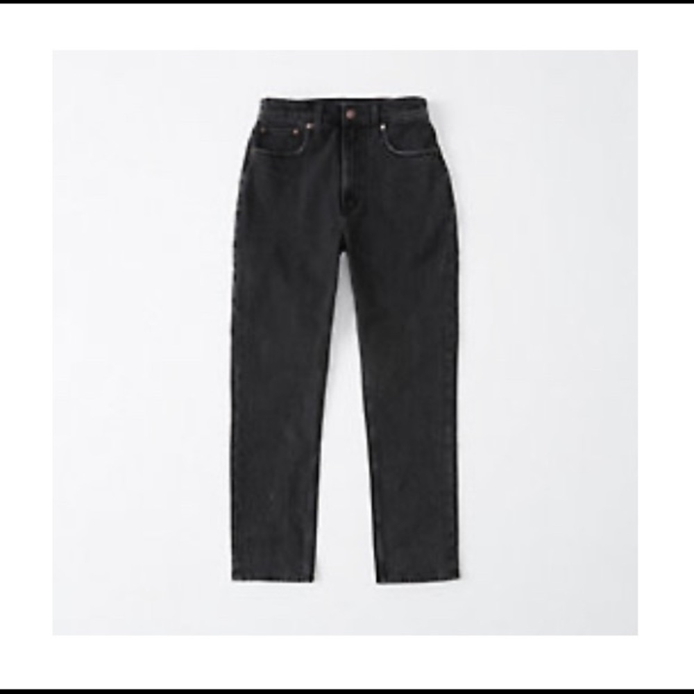 Abercrombie Curve Love Mom Jeans in Washed Black